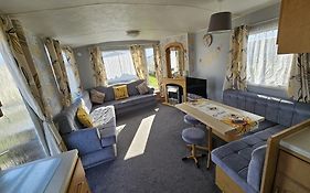 Ingoldmells - Caravan- Sleeps 8 - Seaside - Wi-Fi